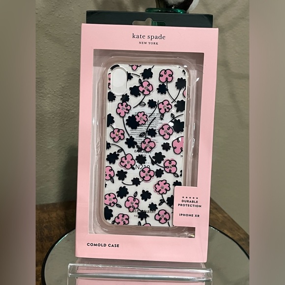 Kate Spade Jeweled Floradoodle iPhone XR Case new!